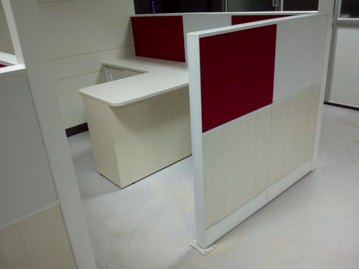 Best Quality Cabin Tables in Bangalore